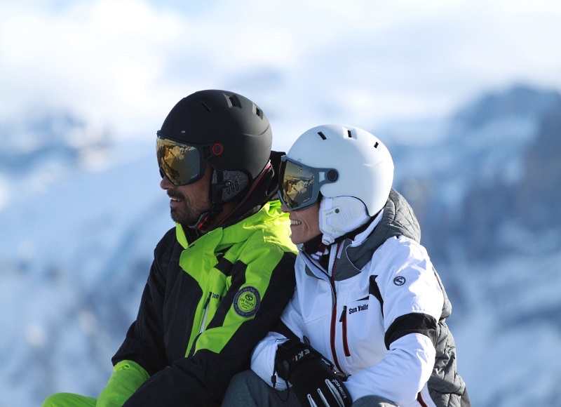 El casco es parte imprescindible de tu equipo de esquí - Blog